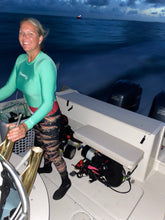 Load image into Gallery viewer, All geared up and ready to hunt for lobster in Countdown Coast Lobster Leggings